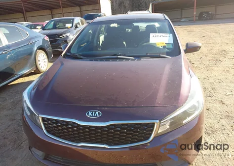 2017 Kia Forte Lx z USA, uszkodzony, nr VIN 3KPFL4A78HE142782